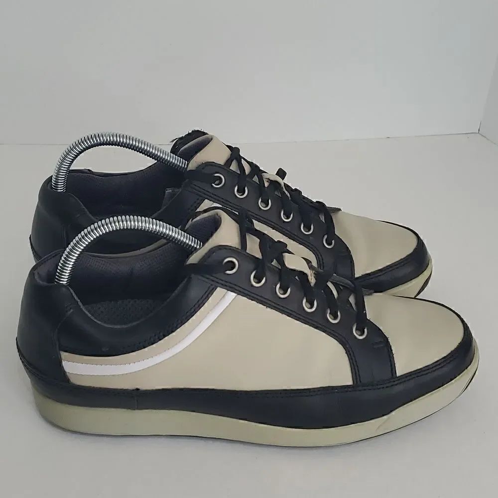 FootJoy Contour Casual Golf Shoes Spikeless Men's Size 8W Black and Tan Leather